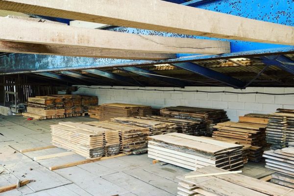 Holzhandwerk Bertsch Holzlager_baum